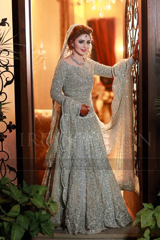 Pakisatni Bridal Walima Dresses 2017 Designs for Wedding Outfit