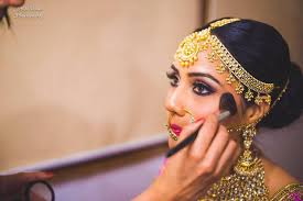 bridal makeup highlighting 1