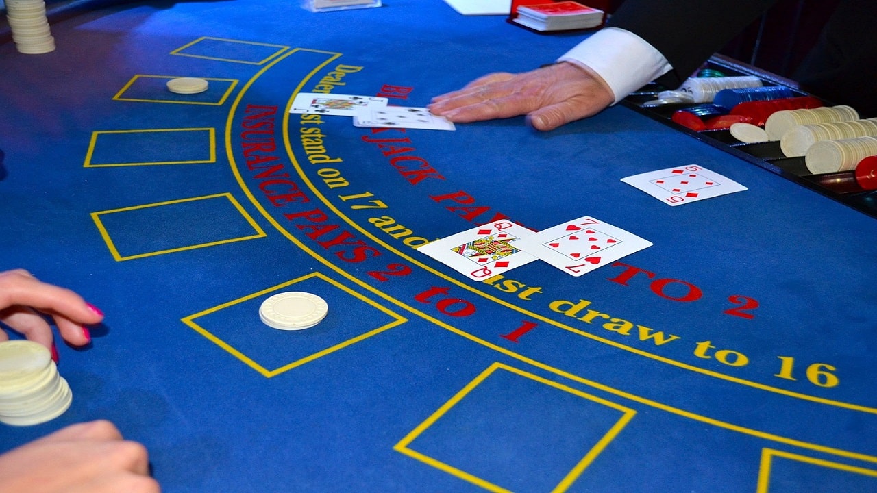 Sol Casino's Blackjack Tables